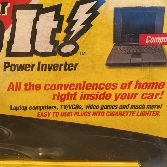 NIP Prestone Portable Power Jump It 300 Watt DC to AC Power Inverter - Picture 3 of 7